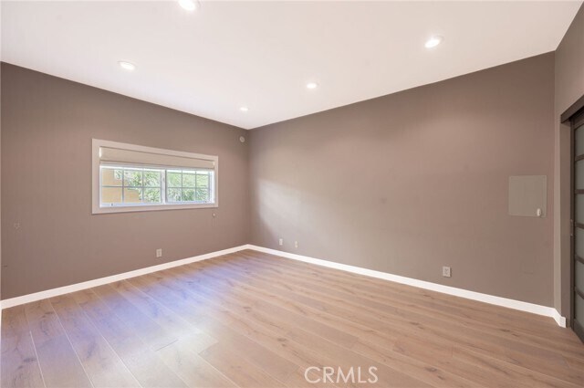 Building Photo - 3331 Oakmont View Dr