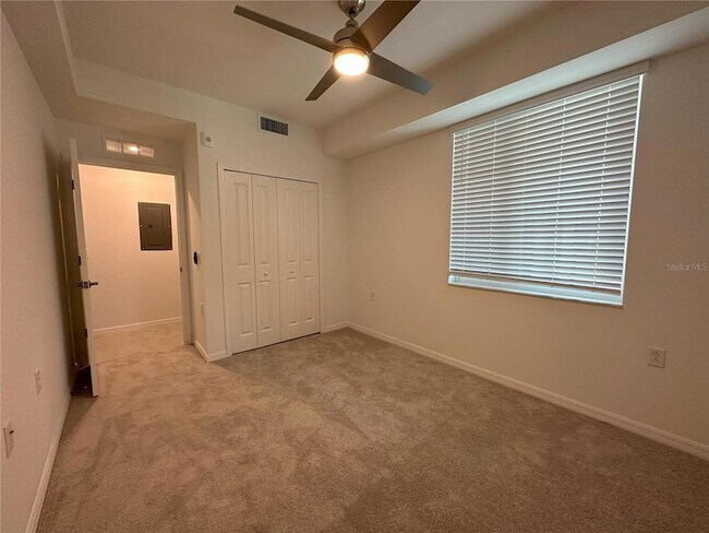 Building Photo - 14131 Heritage Landing Blvd