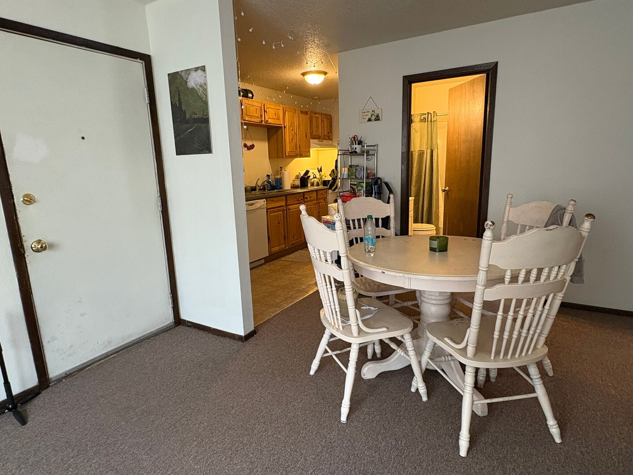 Building Photo - 507 N Linn St