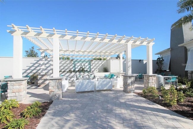 Building Photo - 16096 Bayou Crest Dr