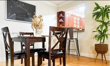 Building Photo - 126 SW 17th Rd