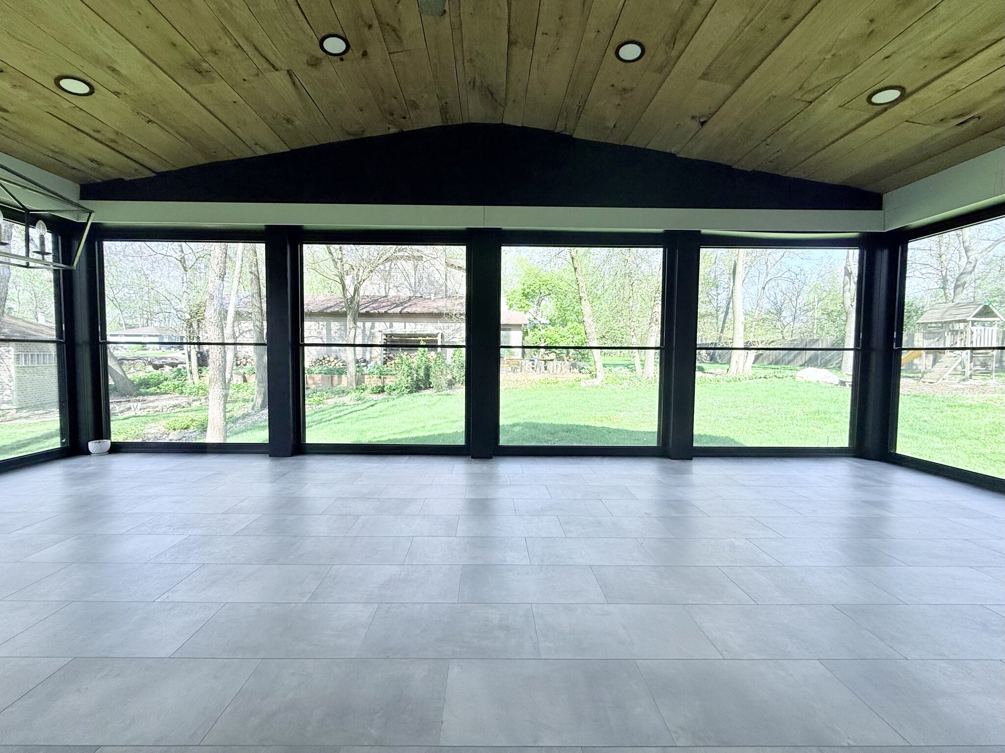Sun Room - 2105 Parrish St