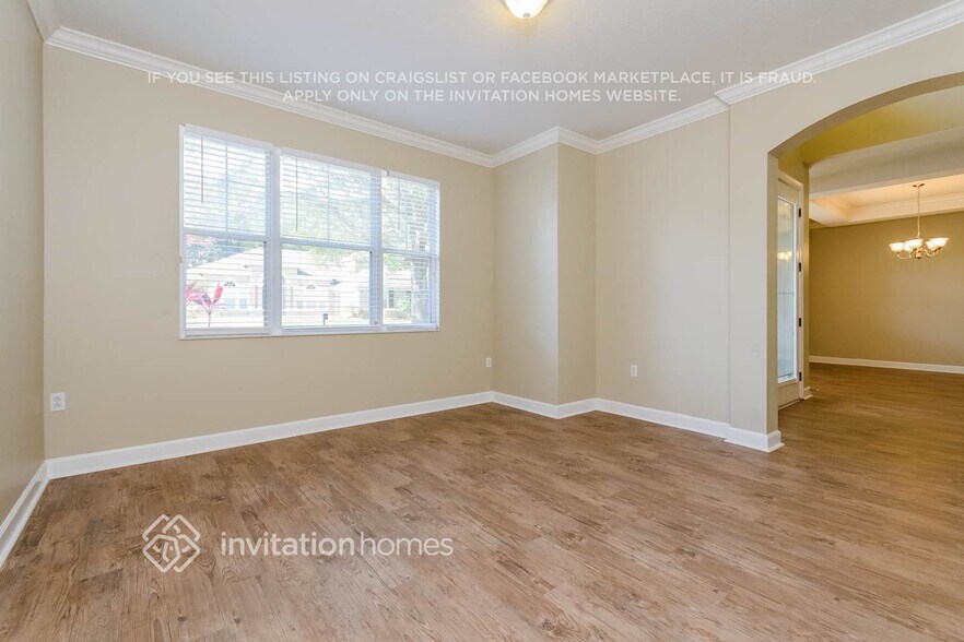 Building Photo - 2906 Park Meadow Dr