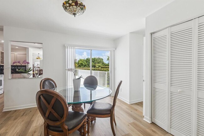 Building Photo - 6300 SW 144th St