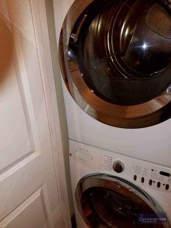 Building Photo - 3 bedroom in BROOKLYN NY 11215
