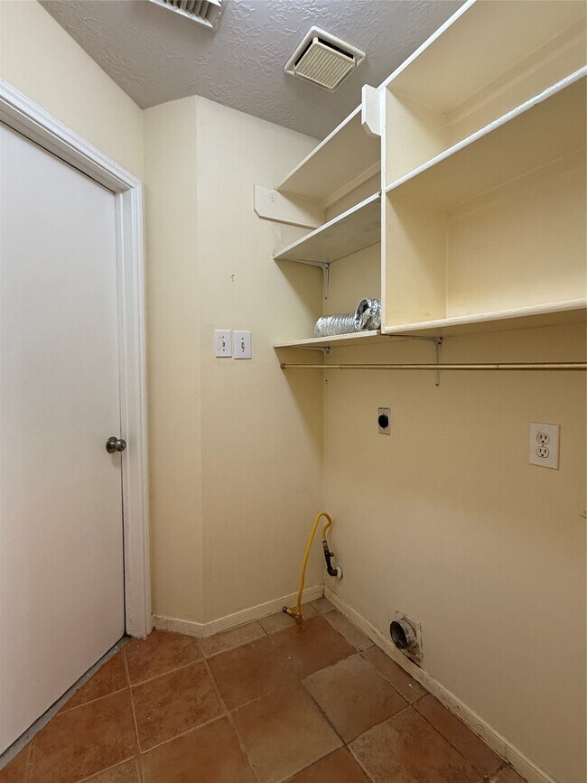 Building Photo - 14419 Golden Cypress Ln