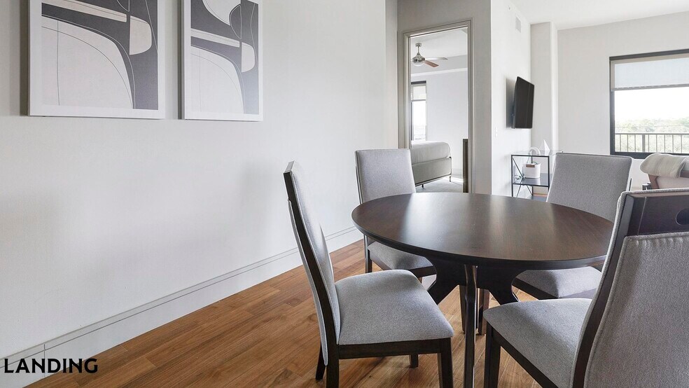 Building Photo - 1414 Wood Hollow Dr