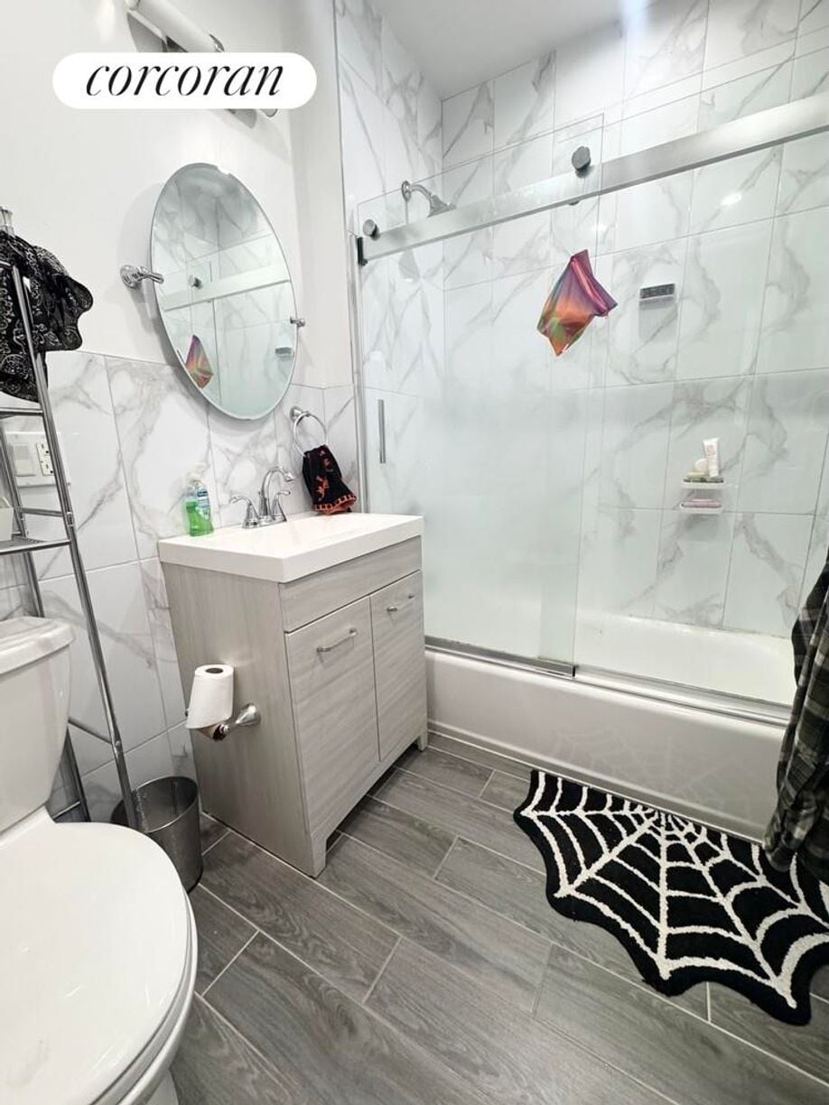 Building Photo - 703 MacDonough St