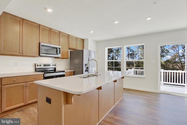 Building Photo - 107 Homestead Dr