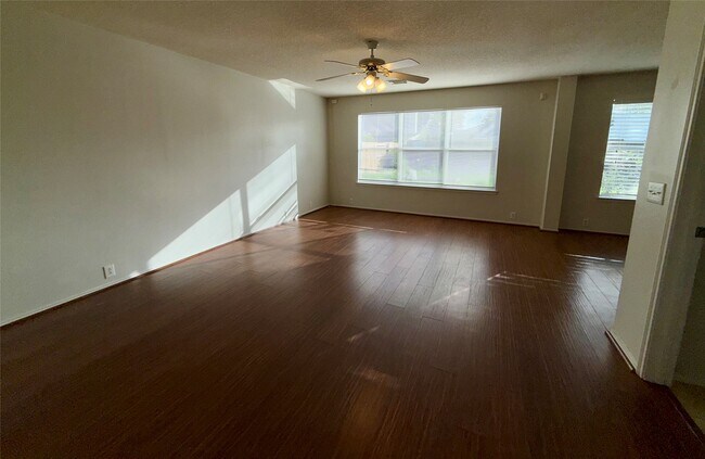 Building Photo - 14954 Sugar Peak Dr