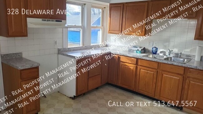 Building Photo - 328 Delaware Ave