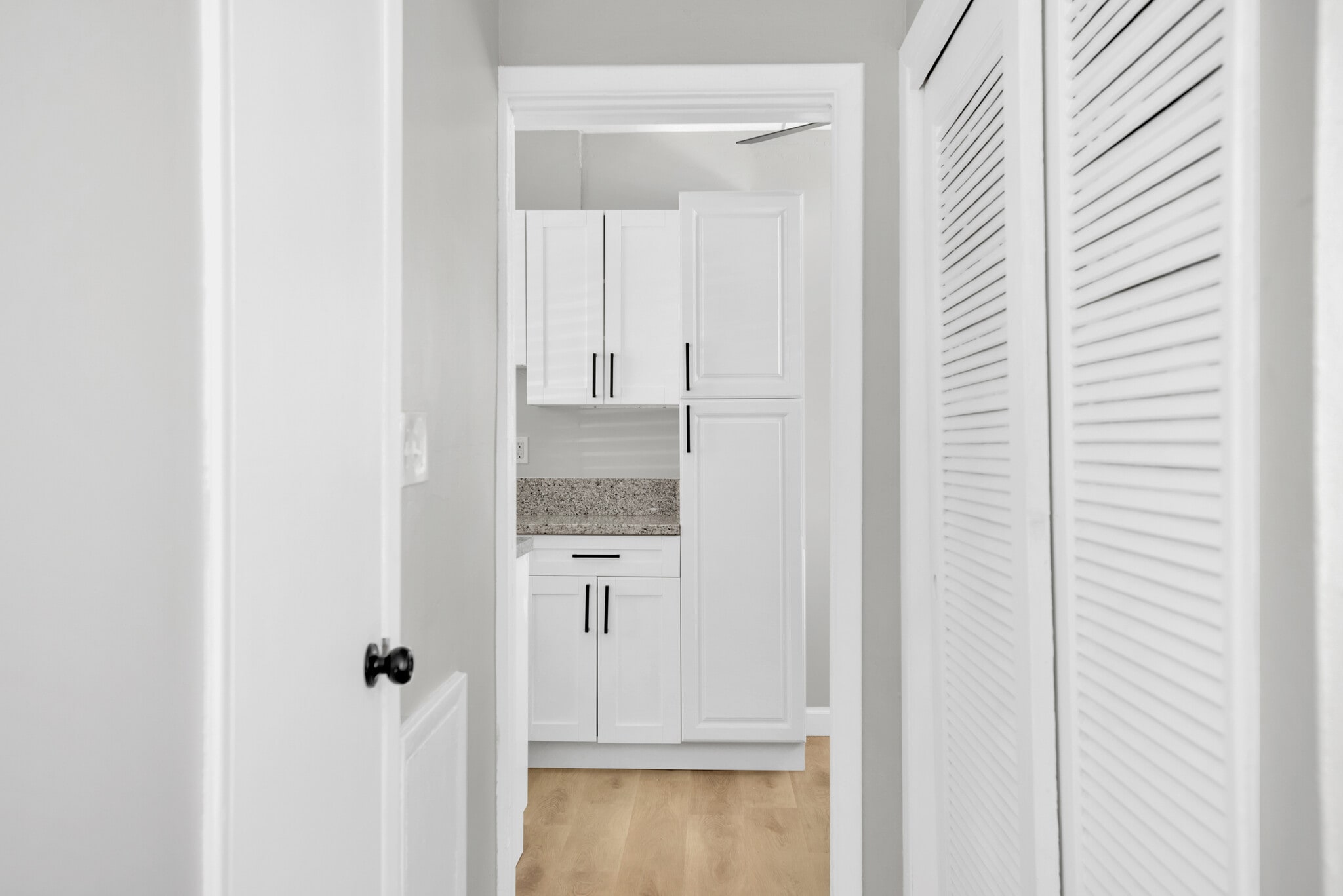 Building Photo - 310 S Mars Ave