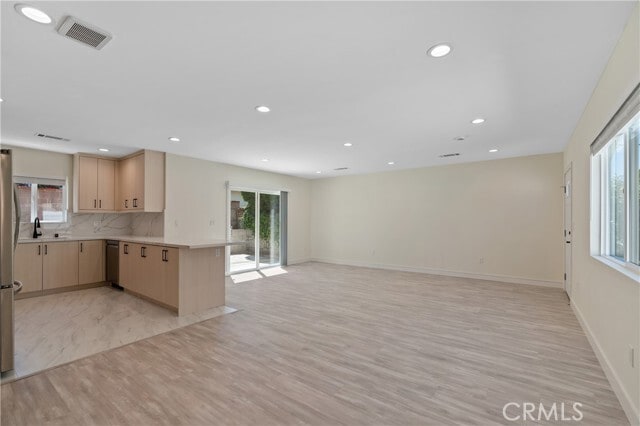 Building Photo - 3056 N Frederic St