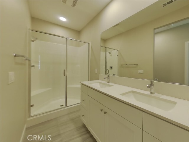 Building Photo - 24944 Siempre Ct