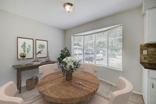 Building Photo - Home in Cypress for Lease! Move-in Ready!