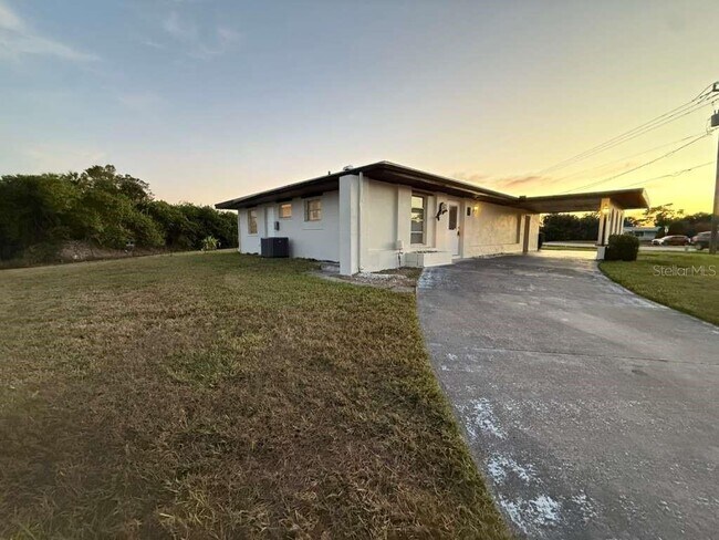 Building Photo - 21385 Gibralter Dr