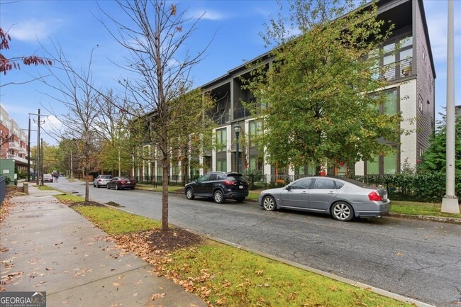 Building Photo - 444 Latta St NE