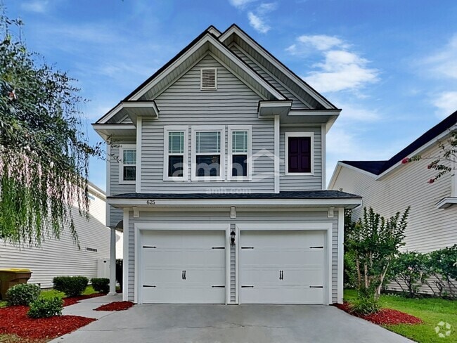 Building Photo - 625 Summer Hill Way