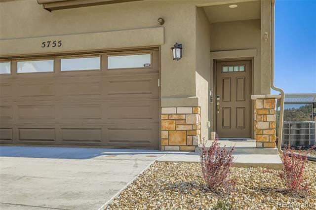 Building Photo - 5755 Villa Lorenzo Dr