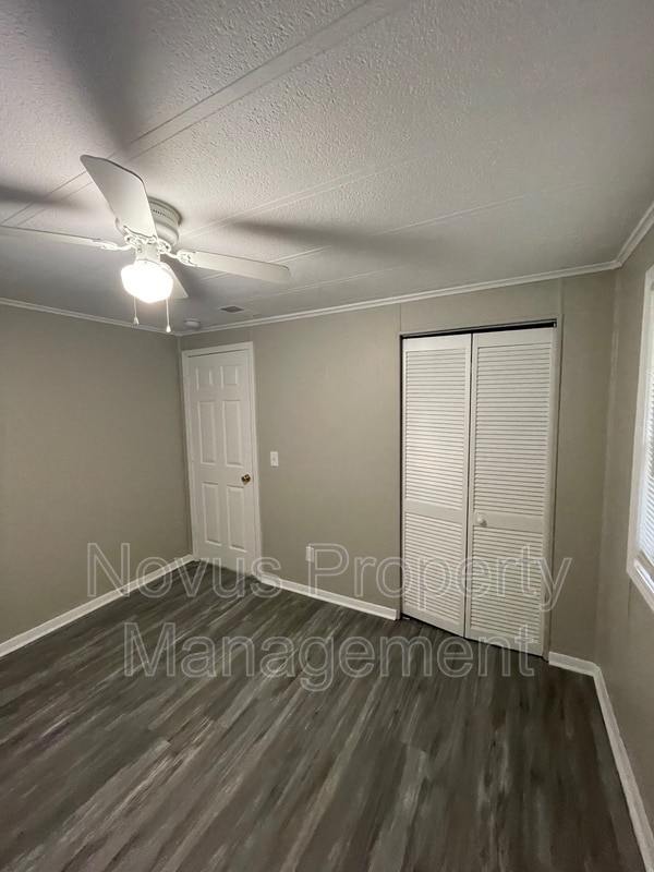 Building Photo - 60 Gees Ln