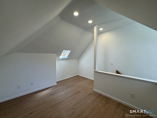 Building Photo - 18 Rivermead
