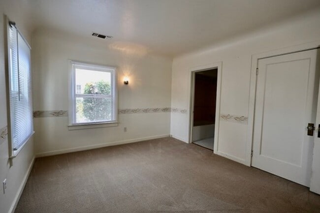 Building Photo - Available Now – Downtown Winters Bungalow