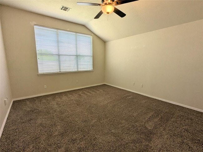 Building Photo - 2604 Southern Hills Dr