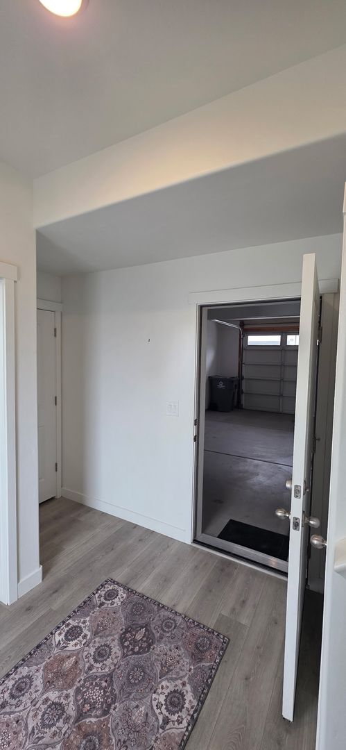 Building Photo - Rockwell Townhome in American Fork - For Rent - 3 Bedroom 2.5 Bath - Pool & Clubhouse