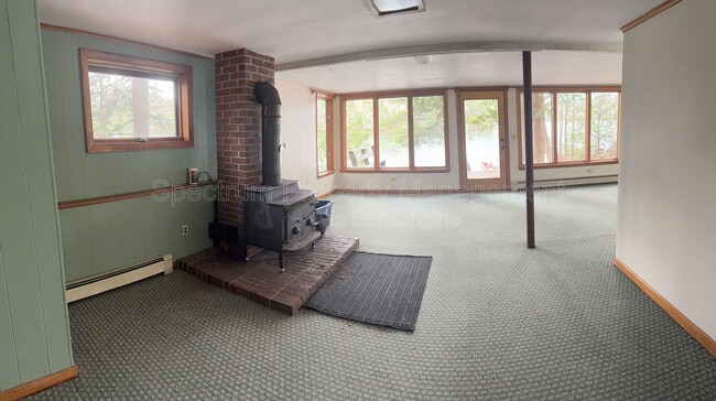 Building Photo - 108 Pinewoods Trail