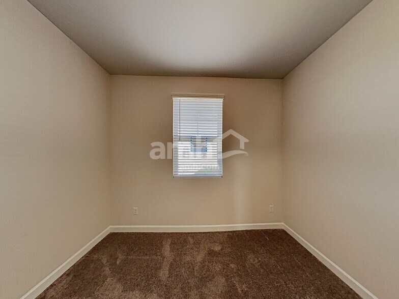 Building Photo - 4317 Fieldcrest Dr