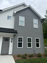 Building Photo - 110 Aaron Pl