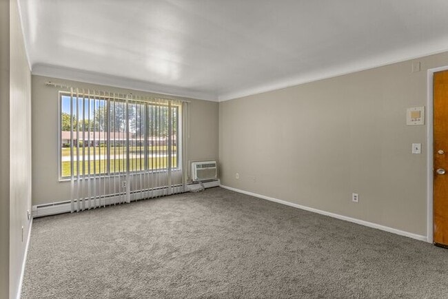 Building Photo - Updated Apartments- Heat and Water included- Section 8 Accepted- Deposit Assistance Program