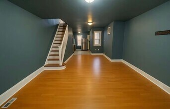 Building Photo - 3 Bedroom Home in Point Breeze