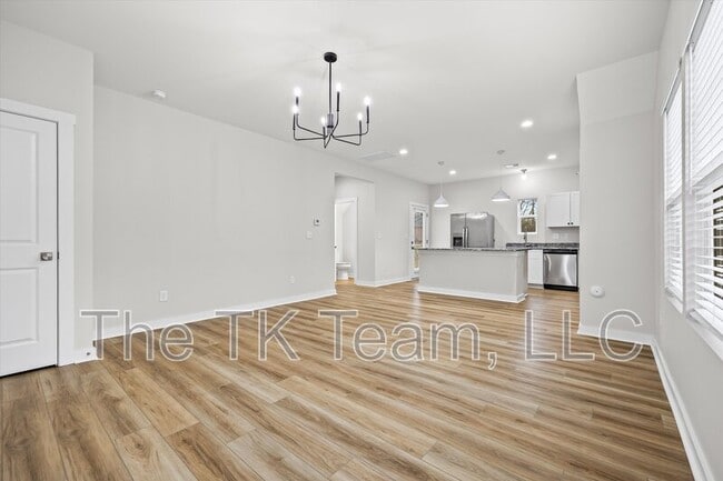 Building Photo - 1914 White St