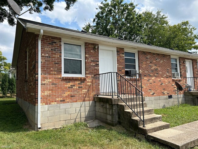 Primary Photo - 2 br, 1 bath 4plex - 5513 Tennessee Avenue A