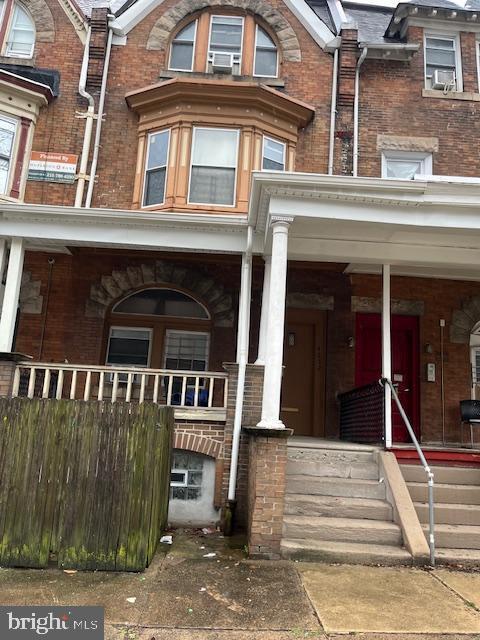 Primary Photo - 4232 Chestnut St