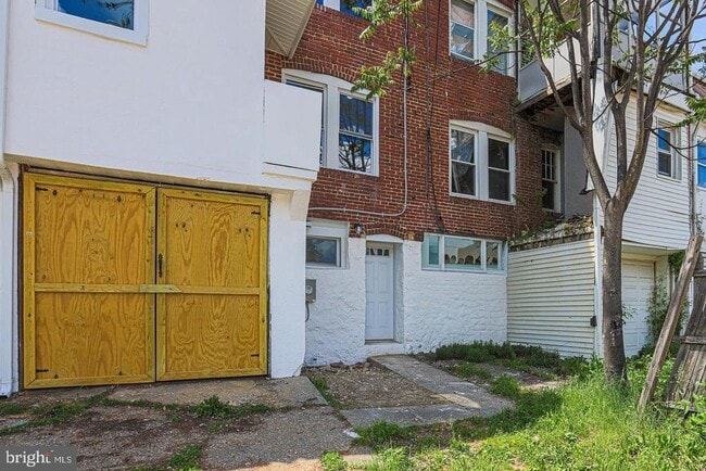 Building Photo - 4415 Old York Rd