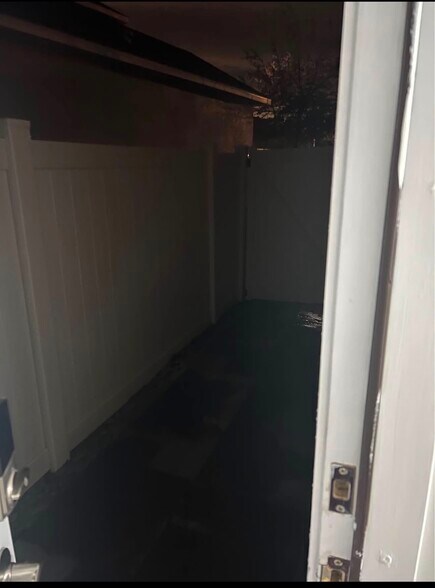 Building Photo - 600 Sardinia Cir
