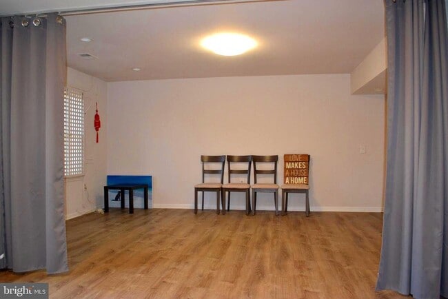 Building Photo - 7407 Crestberry Ln