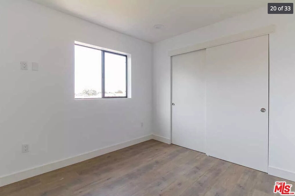 Building Photo - 412 N Ardmore Ave