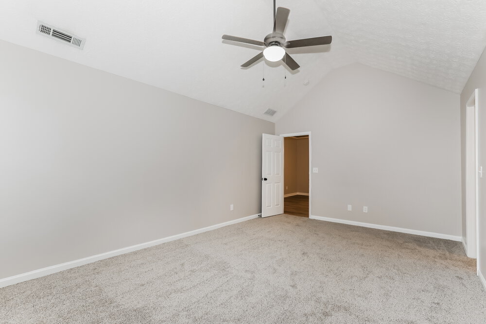 Building Photo - 221 Eagles Crest Ct