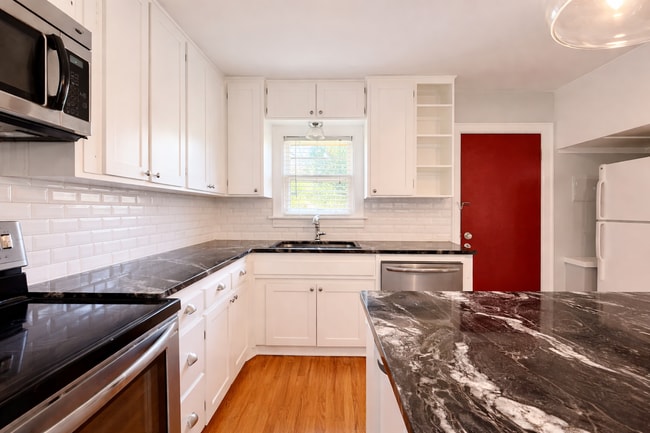 Building Photo - 2812 NW 18th St