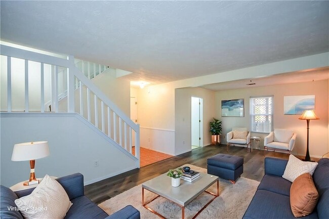 Building Photo - 115 Arborfield Way