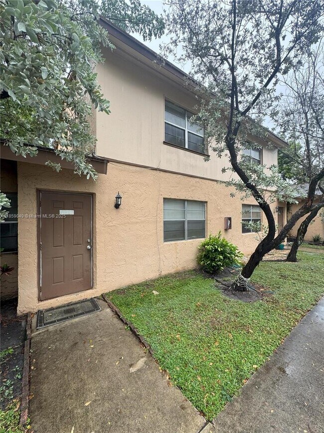 Primary Photo - 7025 W Sunrise Blvd
