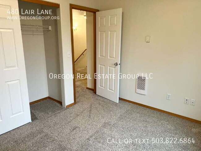 Building Photo - 480 Lair Ln
