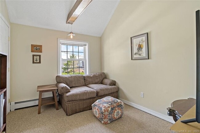 Building Photo - 210 Broadway