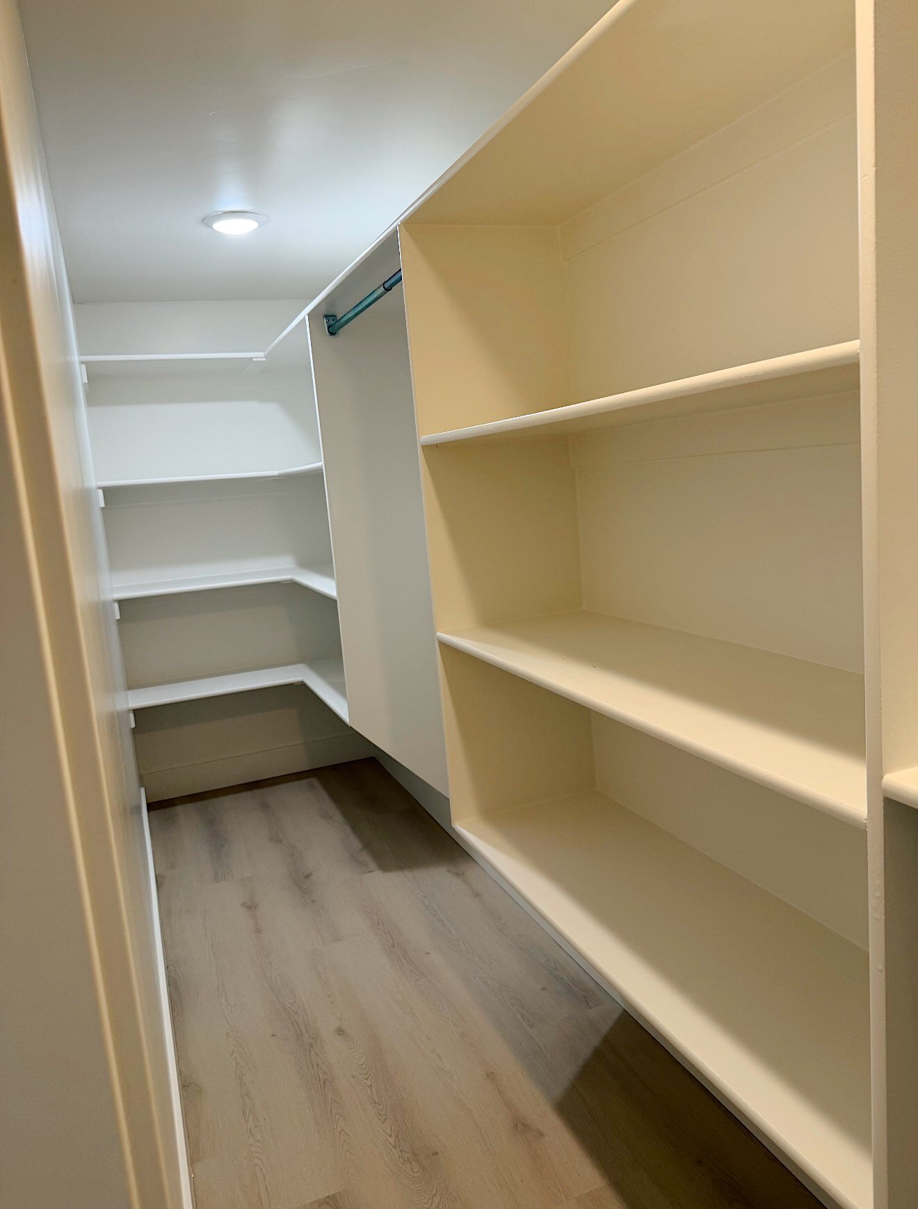 Building Photo - 266 S 1400 W