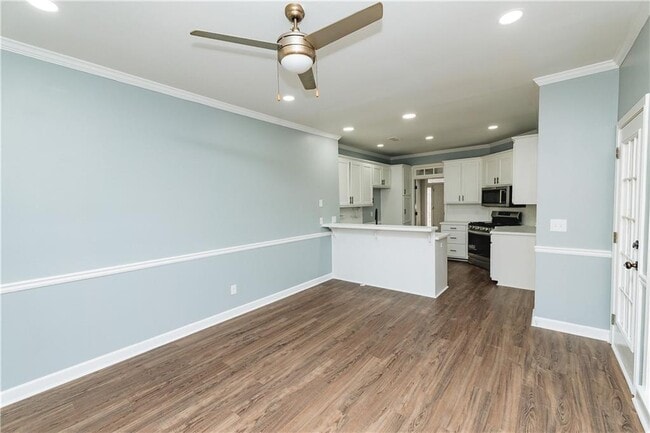 Building Photo - 525 Rams Way