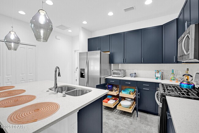 Building Photo - 913 Bama Breeze Dr