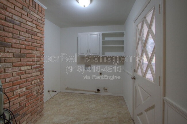 Building Photo - 7217 S Columbia Ave